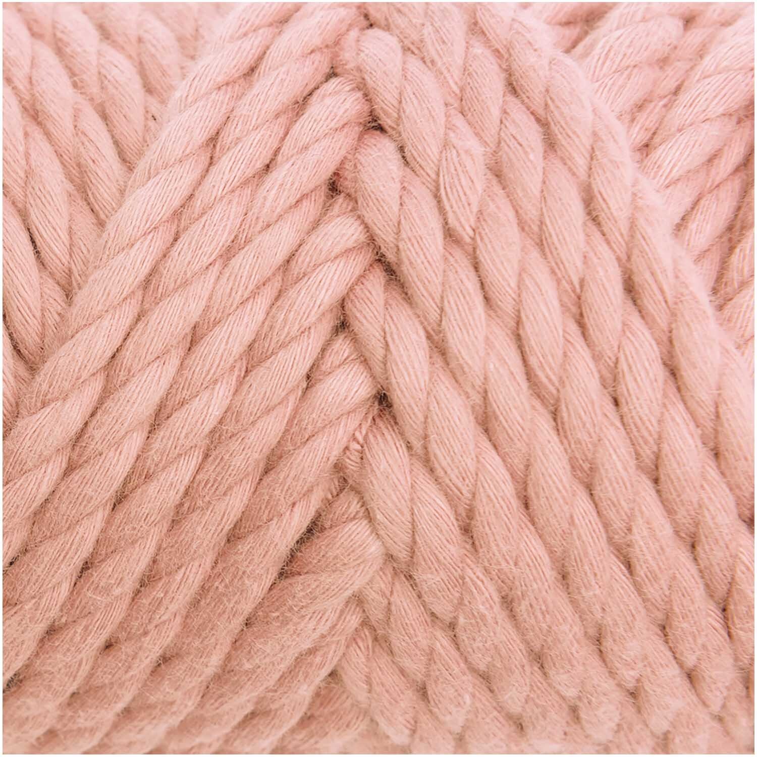 Creative Cotton Cord Makramee-Garn in zartem Puder von Rico Design, ideal für kreative Projekte.