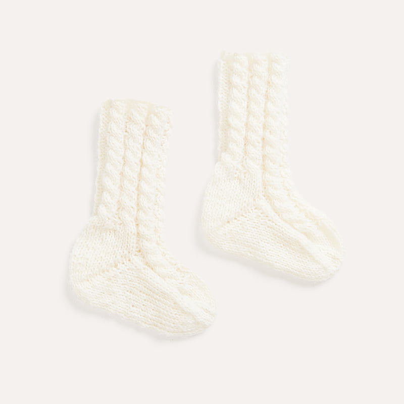 Gestrickte Kindersocken: Modell 02 aus dem Heft Trachten Special I mog di