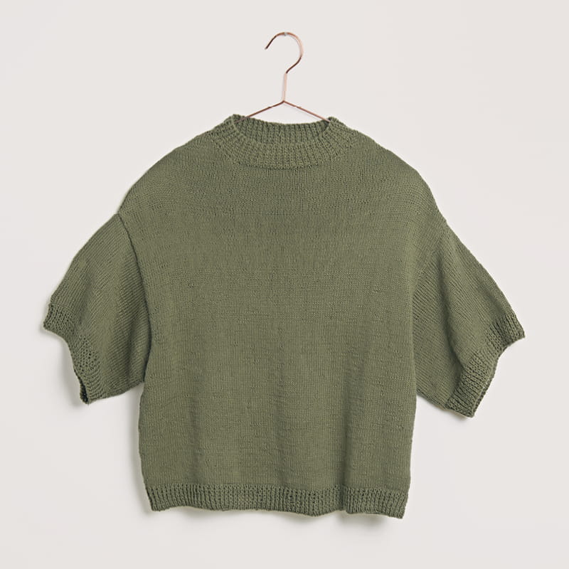 Gestricktes Shirt in Oliv: Modell 19 aus dem Heft Luxury Knits Summer Pieces