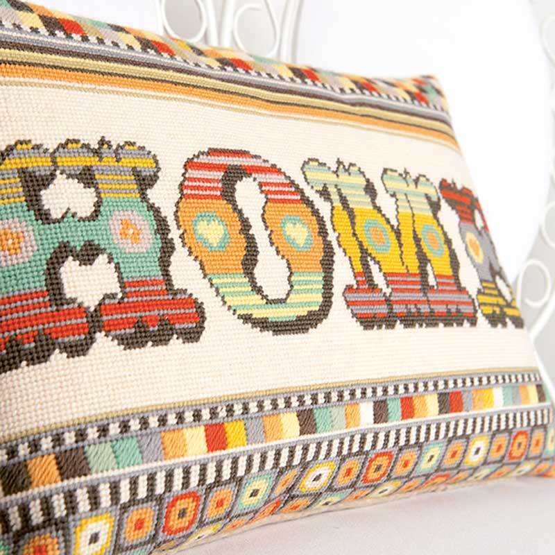 Kissen handbestickt Home 50x35cm von Rico Design
