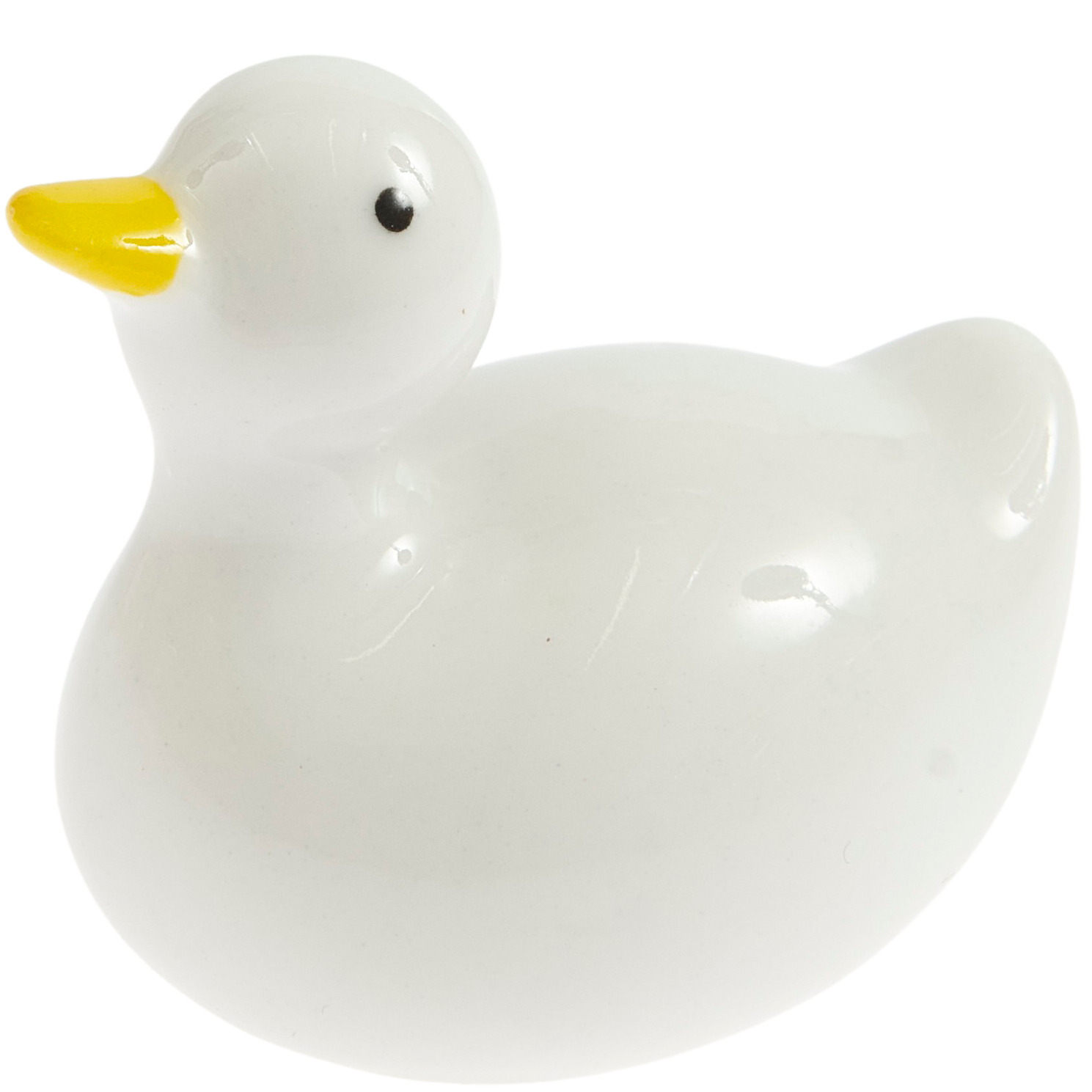 Keramik Ente weiß: Kleine, glänzende Ente aus Keramik mit gelbem Schnabel, ideal als Dekoration.