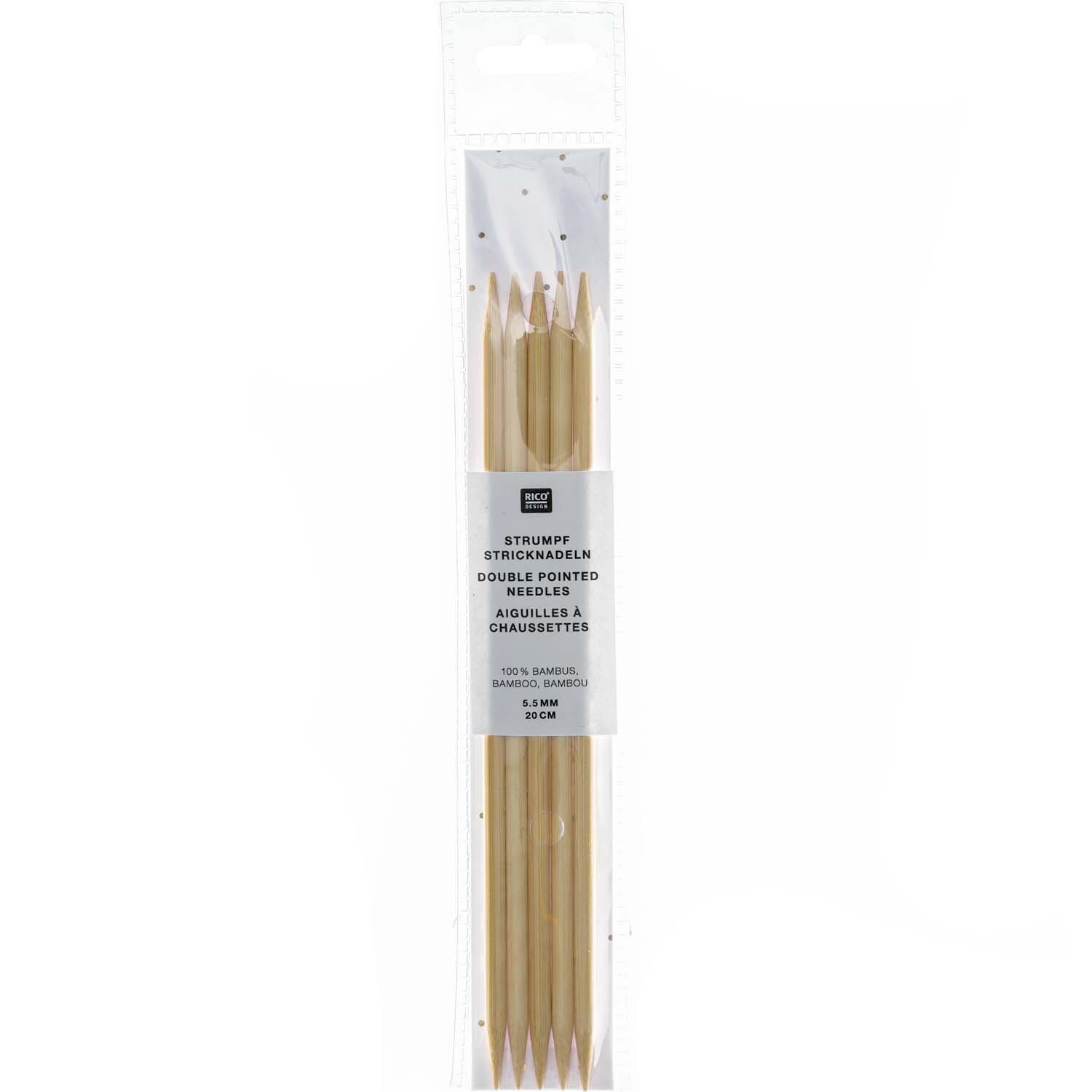 Nadelspiel 20cm Bambus von Rico Design: Set aus fünf Bambus-Stricknadeln in transparenter Verpackung. Ideal für Strickprojekte.