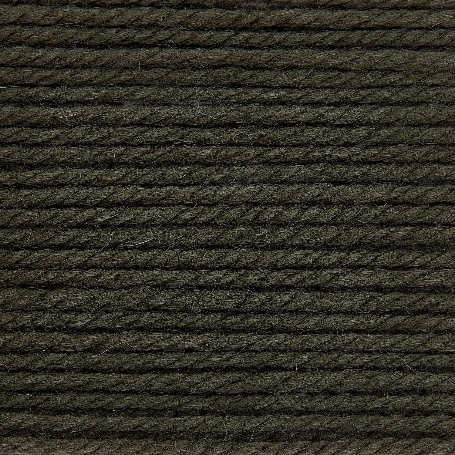 Wickelkarte des Garns Essentials Soft Merino aran in der Farbe 086 Khaki.
