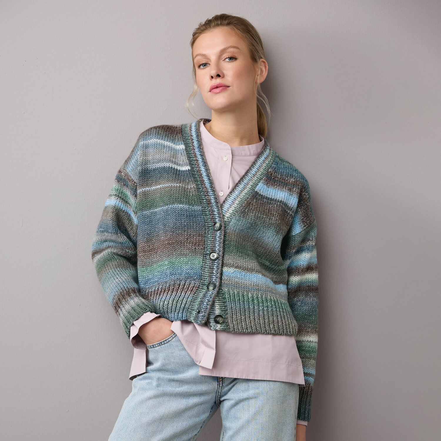 Strickset Jacke Modell 25 aus Die Neue Masche No. 10 von Rico Design