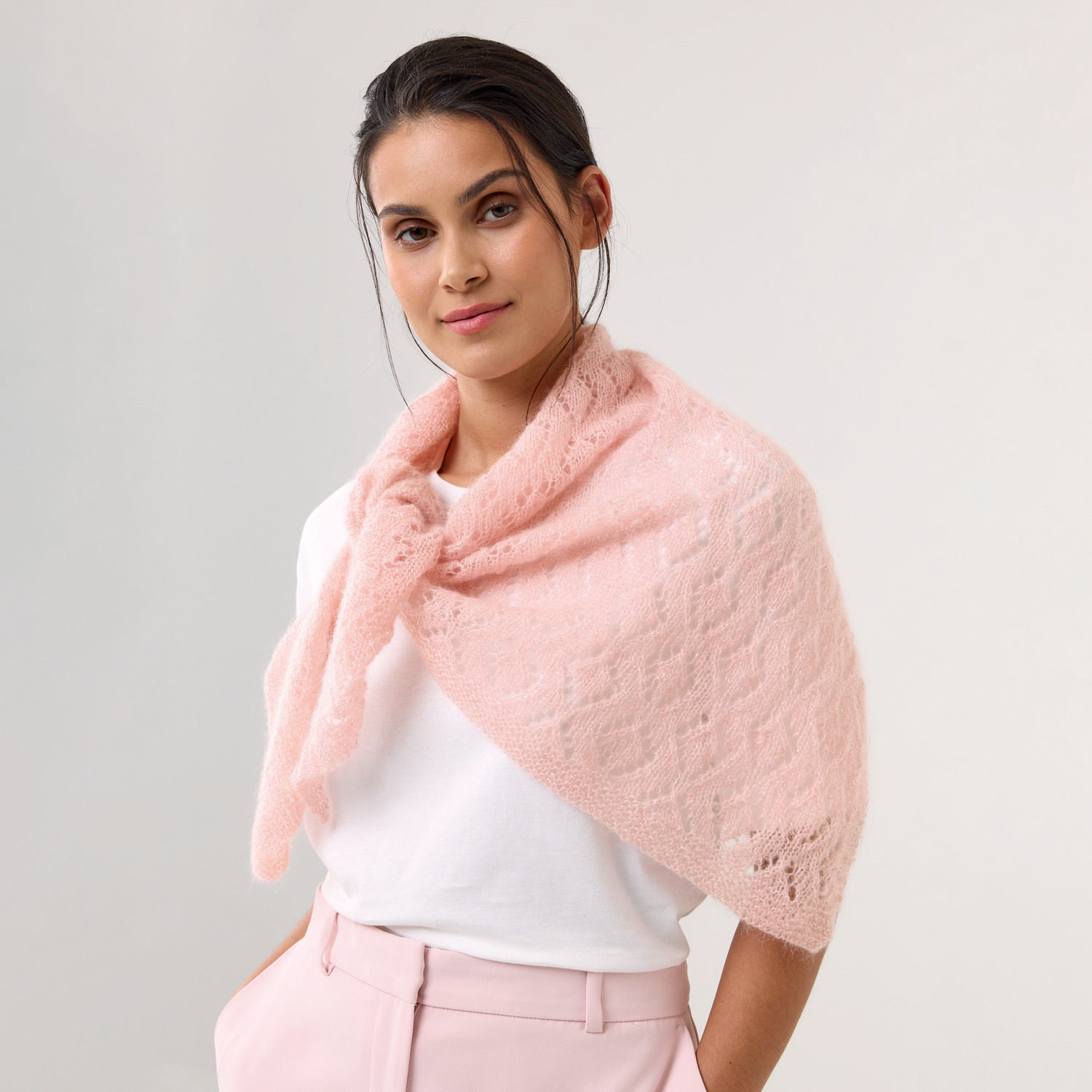 Strickset Dreieckstuch Modell 07a aus Die Neue Masche Nr. 9 von idee. Creativmarkt