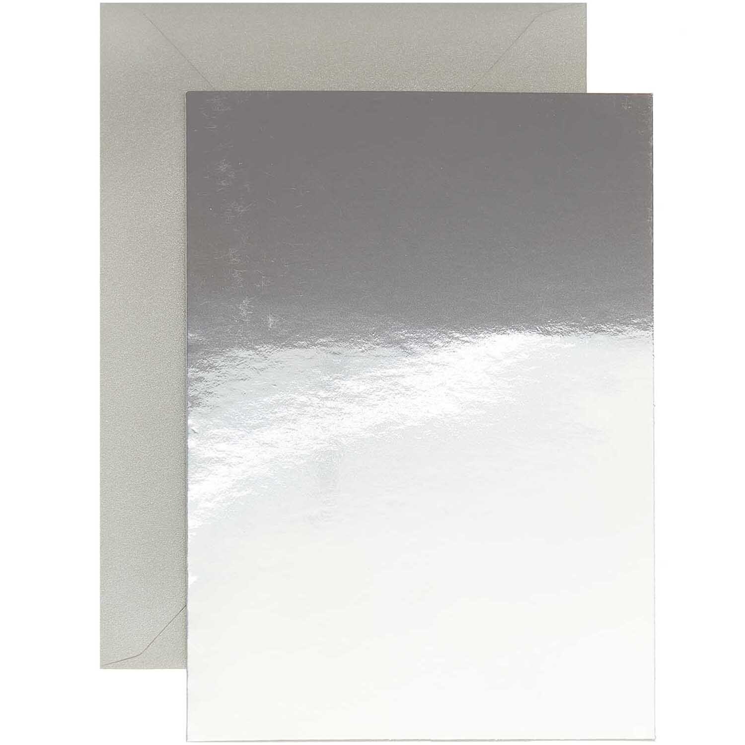 Paper Poetry Kartenset Spiegelkarton B6, 20-teilig, zeigt glänzende silberne Karten mit Umschlägen. Ideal für elegante Einladungen.