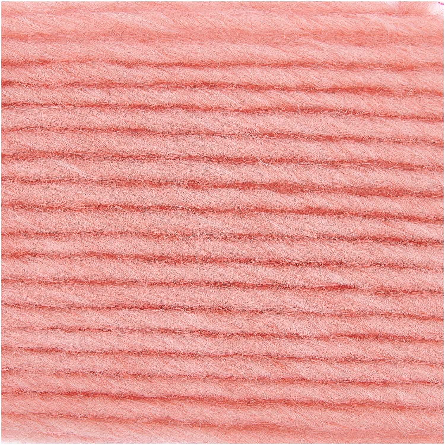 Essentials Super aran: Weiches Garn in Lachs von Rico Design, ideal für Strickprojekte, 50g 100m.