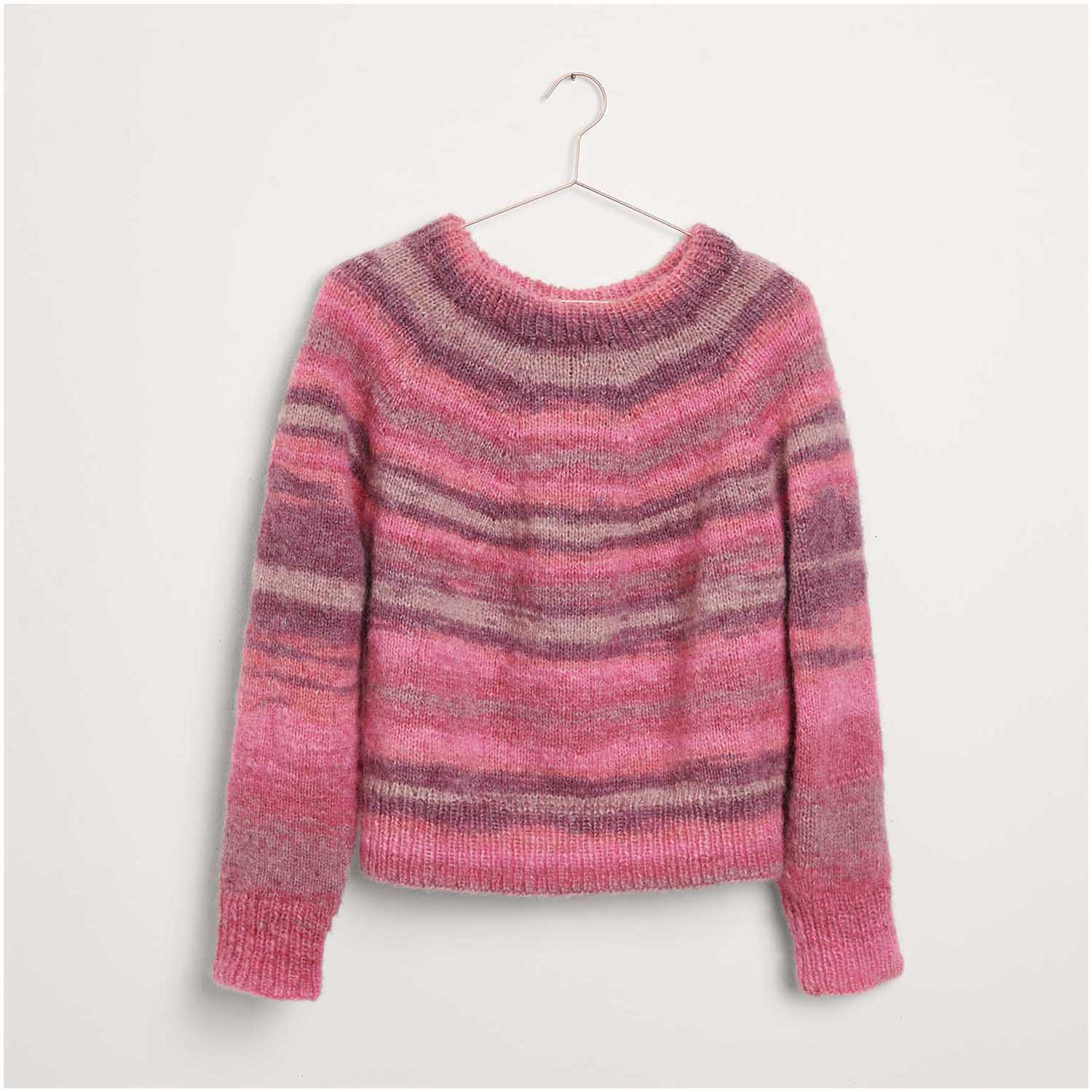 Gestrickter Pullover: Modell 12 aus dem Heft Creative Painted Power Special