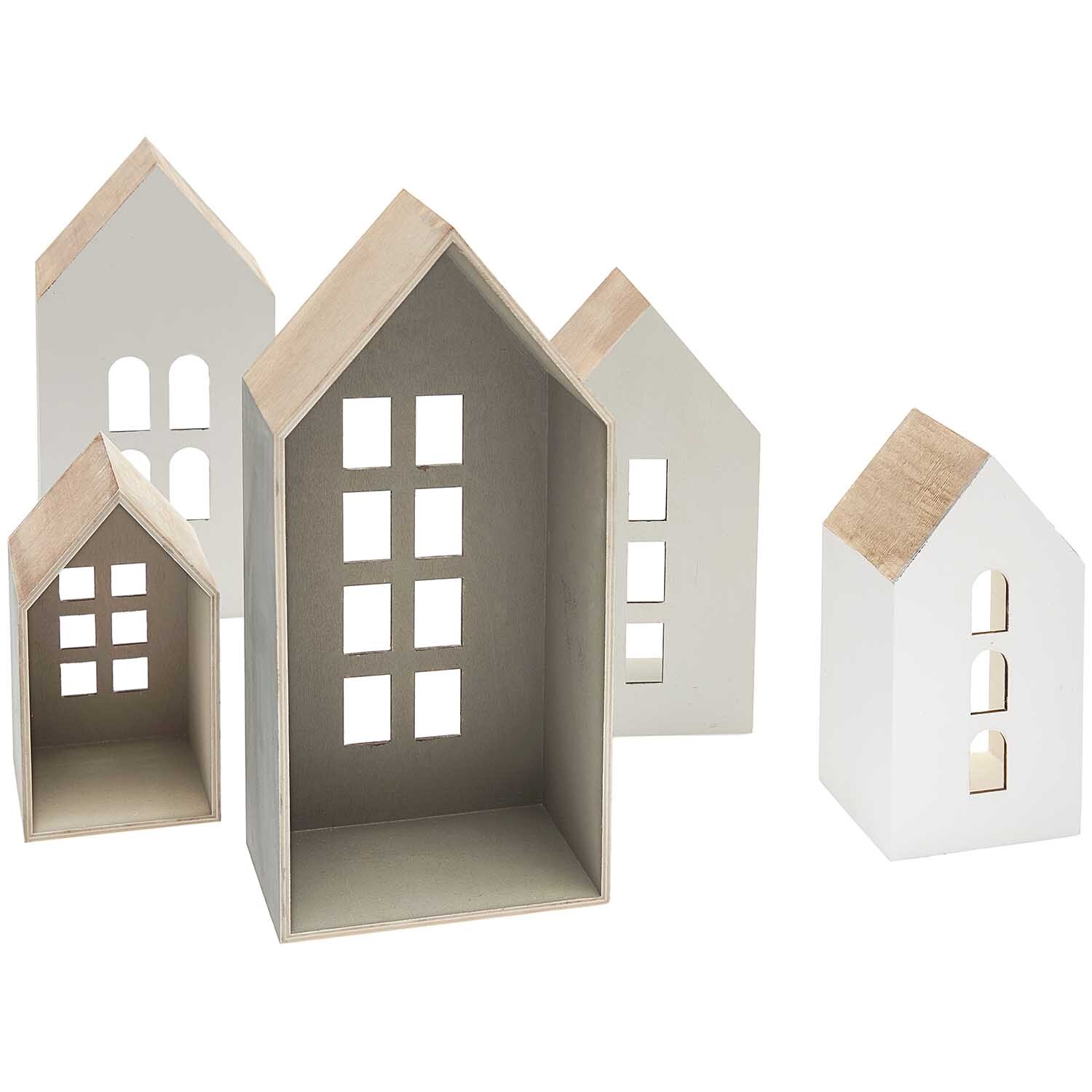 Holz-Deko-Häuser aus Holz mit Fenster in verschiedenen Größen. Stilvolle Dekoration von Rico Design. Ideal für ein gemütliches Ambiente.