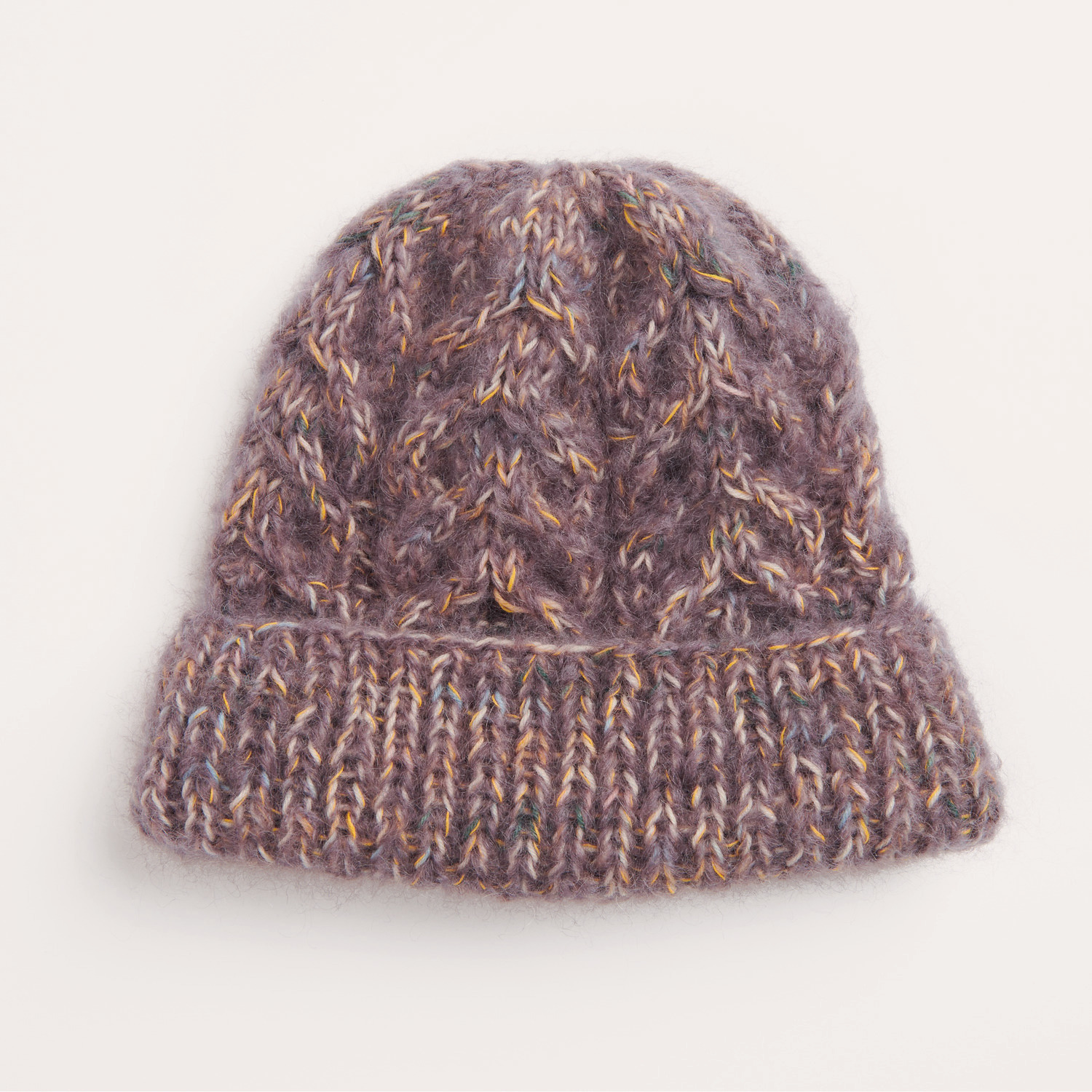 Strickset Mütze Modell 18 aus weichem Mohair-Merino-Garn in Brombeere von Rico Design, ideal für Herbst-Winter.