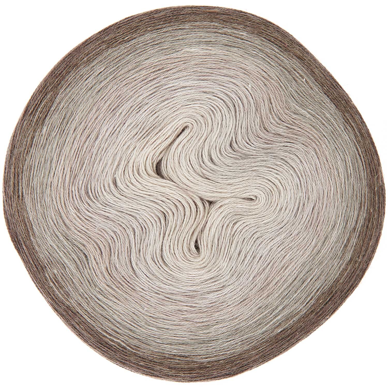 Creative Cotton Dégradé Lucky 8: Garnrolle in Naturtönen von Rico Design, 200g, 800m Länge.