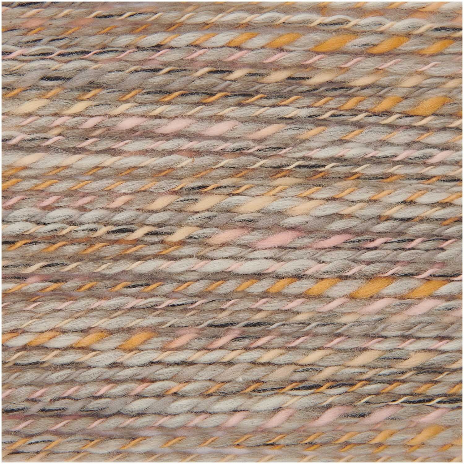 Creative Lazy Hazy Summer Cotton dk von Rico Design: Weiches Garn in Naturtönen, ideal für sommerliche Strickprojekte.