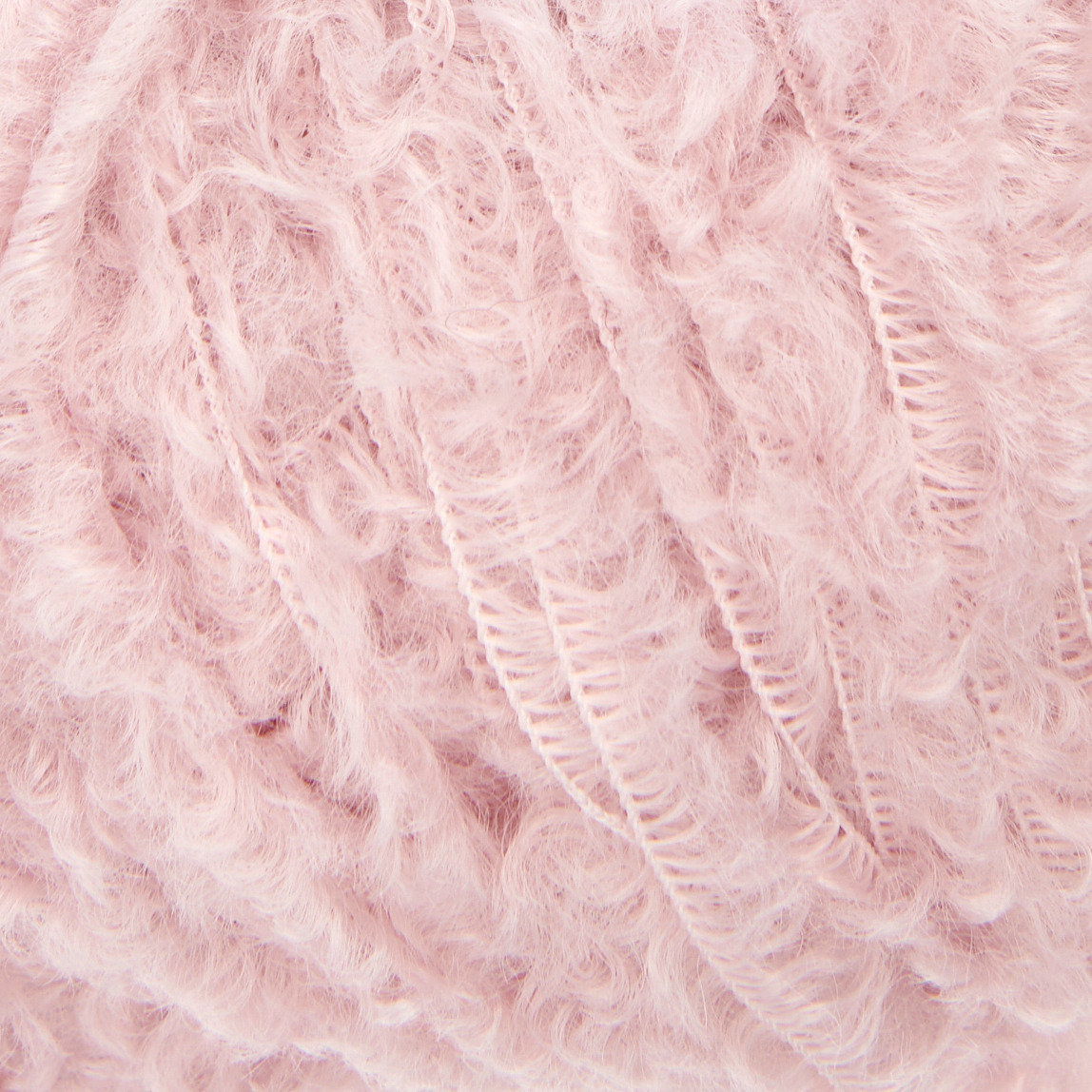 Creative Teddy: Flauschiges rosa Garn von Rico Design, ideal für kreative Strickprojekte, 100g, 125m.
