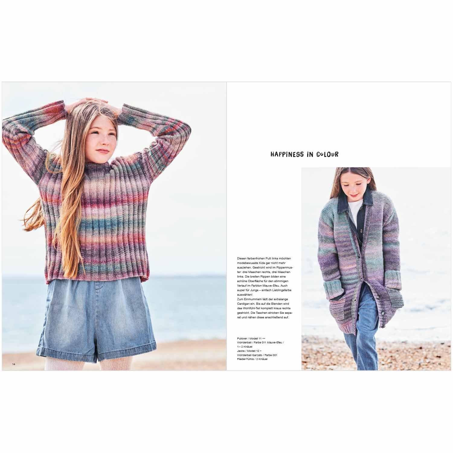 Wonderball Special: Mädchen in gestreiftem Pullover und Jeansshorts am Strand, Rico Design.