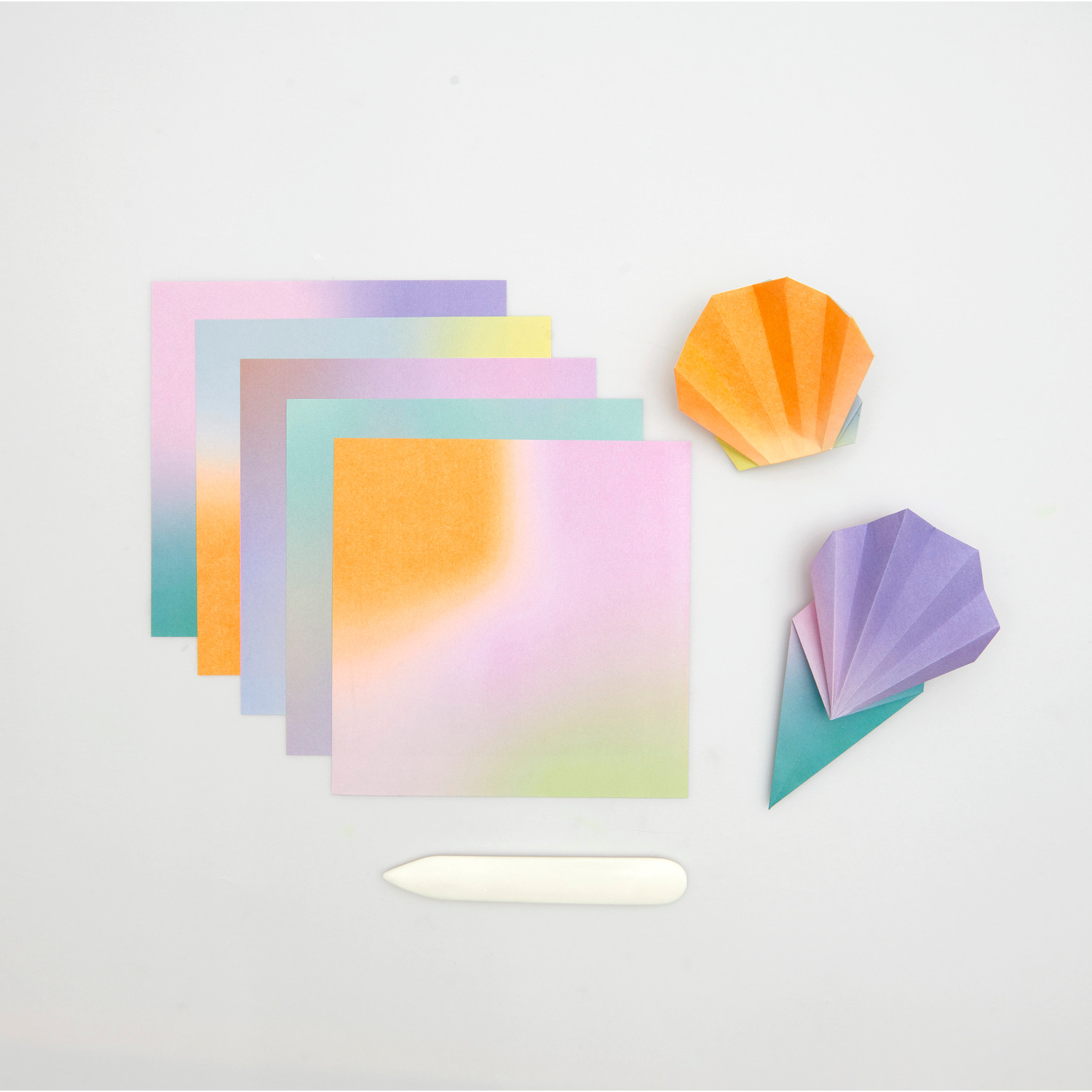 Paper Poetry Origami Blurry Gradient: Bunte Origamipapiere mit Farbverlauf, 15x15cm, 100 Blatt.