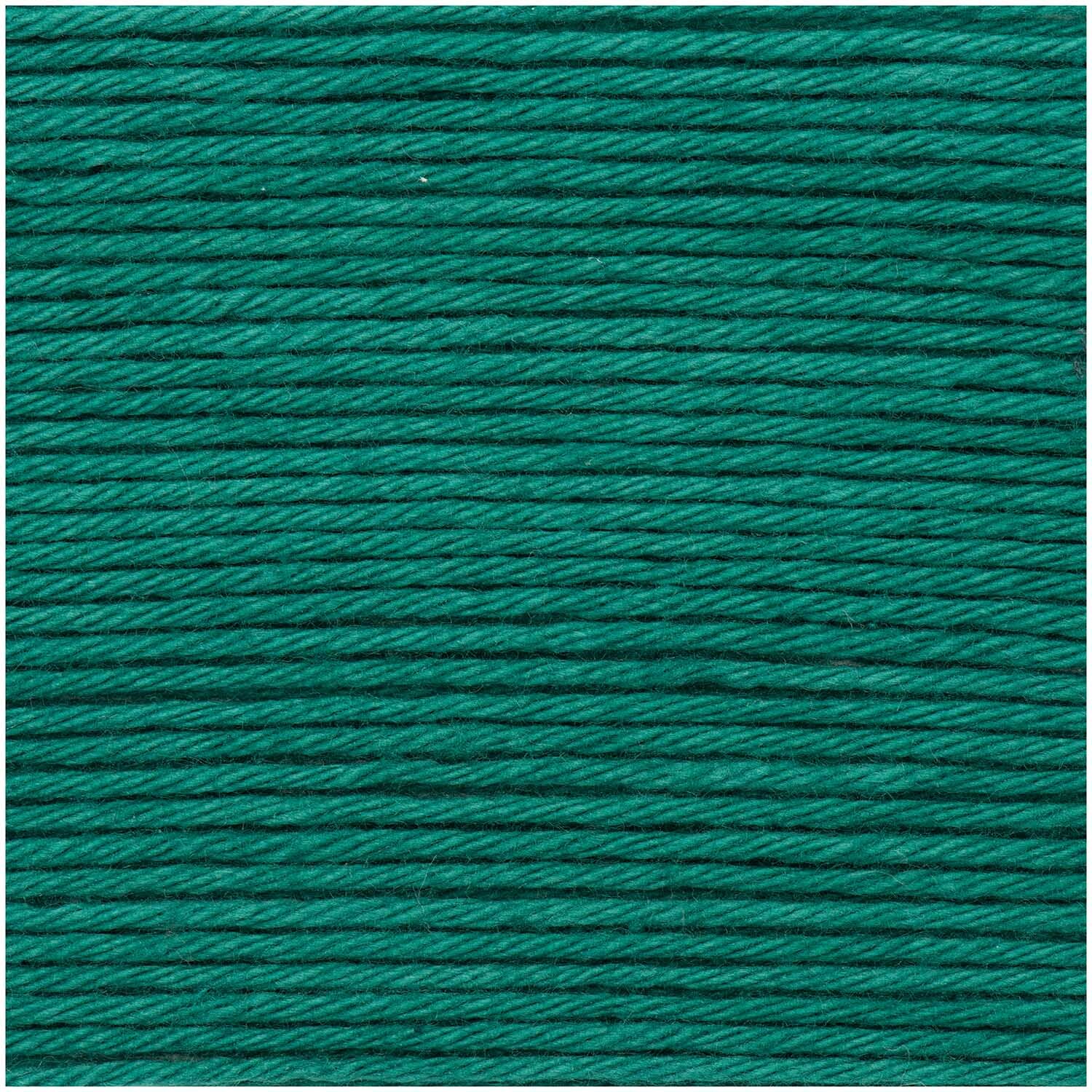Creative Ricorumi dk: Strickgarn in Efeu von Rico Design, 25g, ideal für kreative Häkelprojekte.