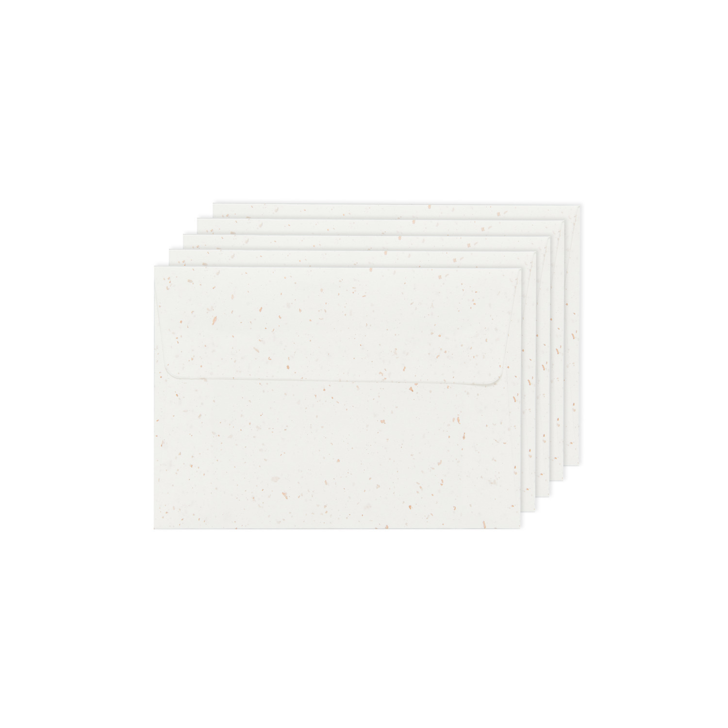 Paper Poetry Renew Umschläge C7, 5 Umschläge in Offwhite-roségold von Rico Design, gestapelt.