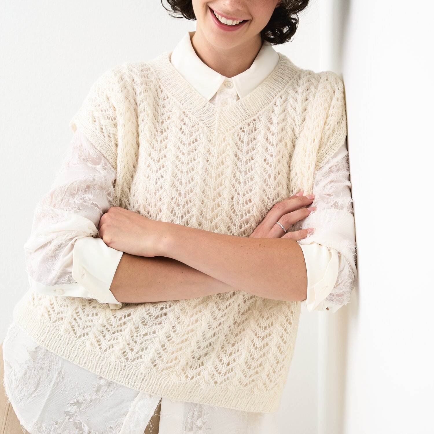 Strickset Shirt Modell 08 aus Die Neue Masche No. 12 von idee. Creativmarkt