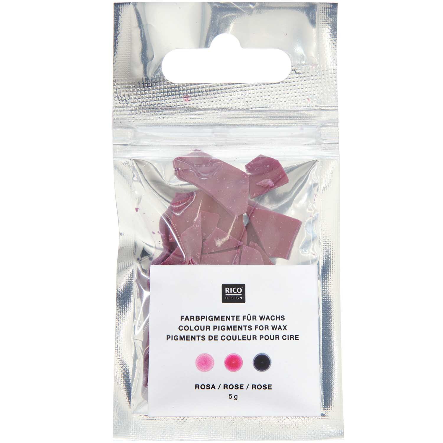 Kerzenfarbe 5g von Rico Design in Rosa, präsentiert in einer transparenten Verpackung mit Farbpigmenten für Wachs.