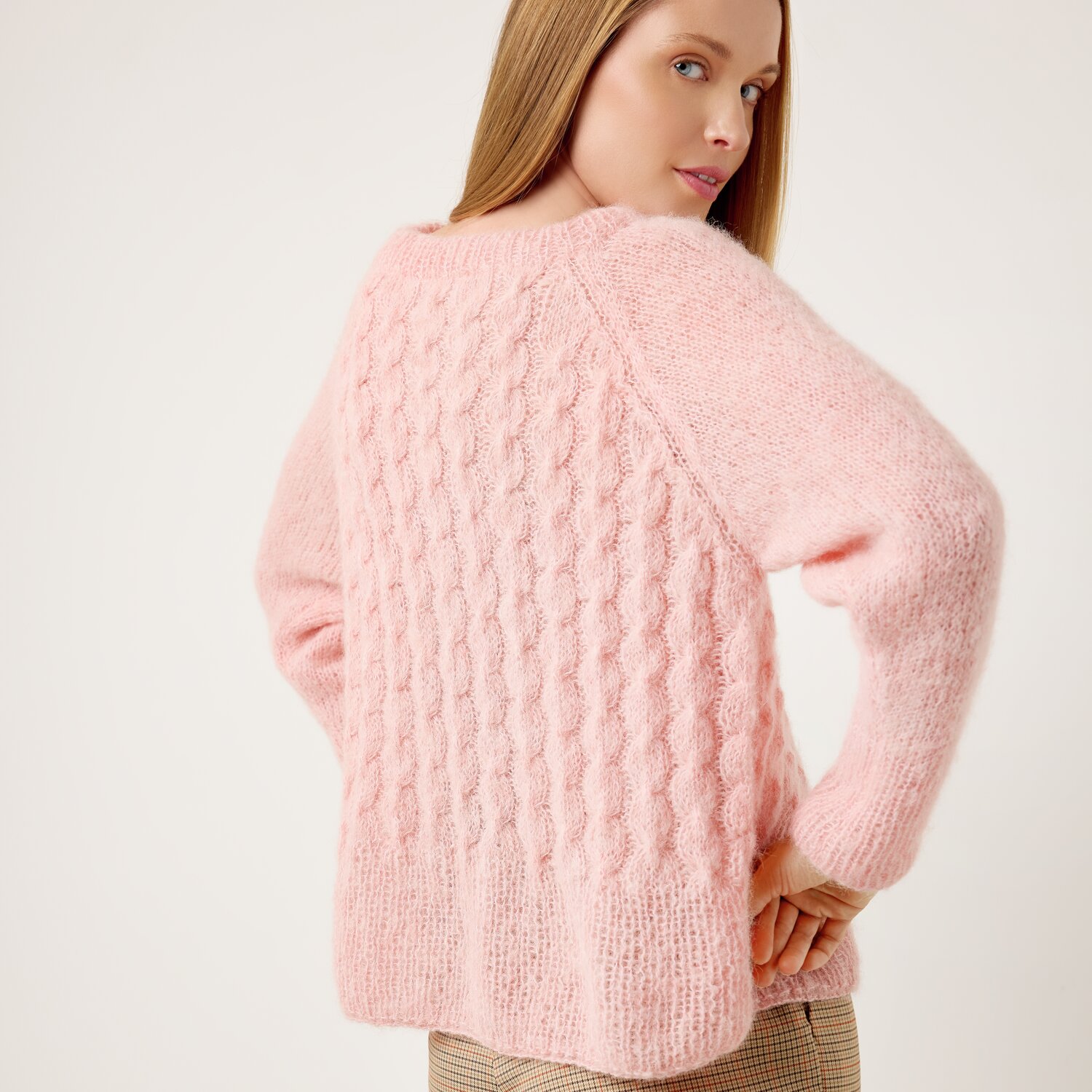 Strickset Pullover Modell 07 aus Die Neue Masche No. 13 von idee. Creativmarkt