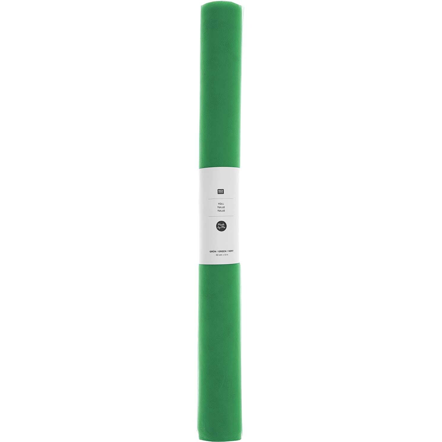 Tüll 50cm 5m von Rico Design in kräftigem Grün, aufgerollt und bereit für kreative Projekte.