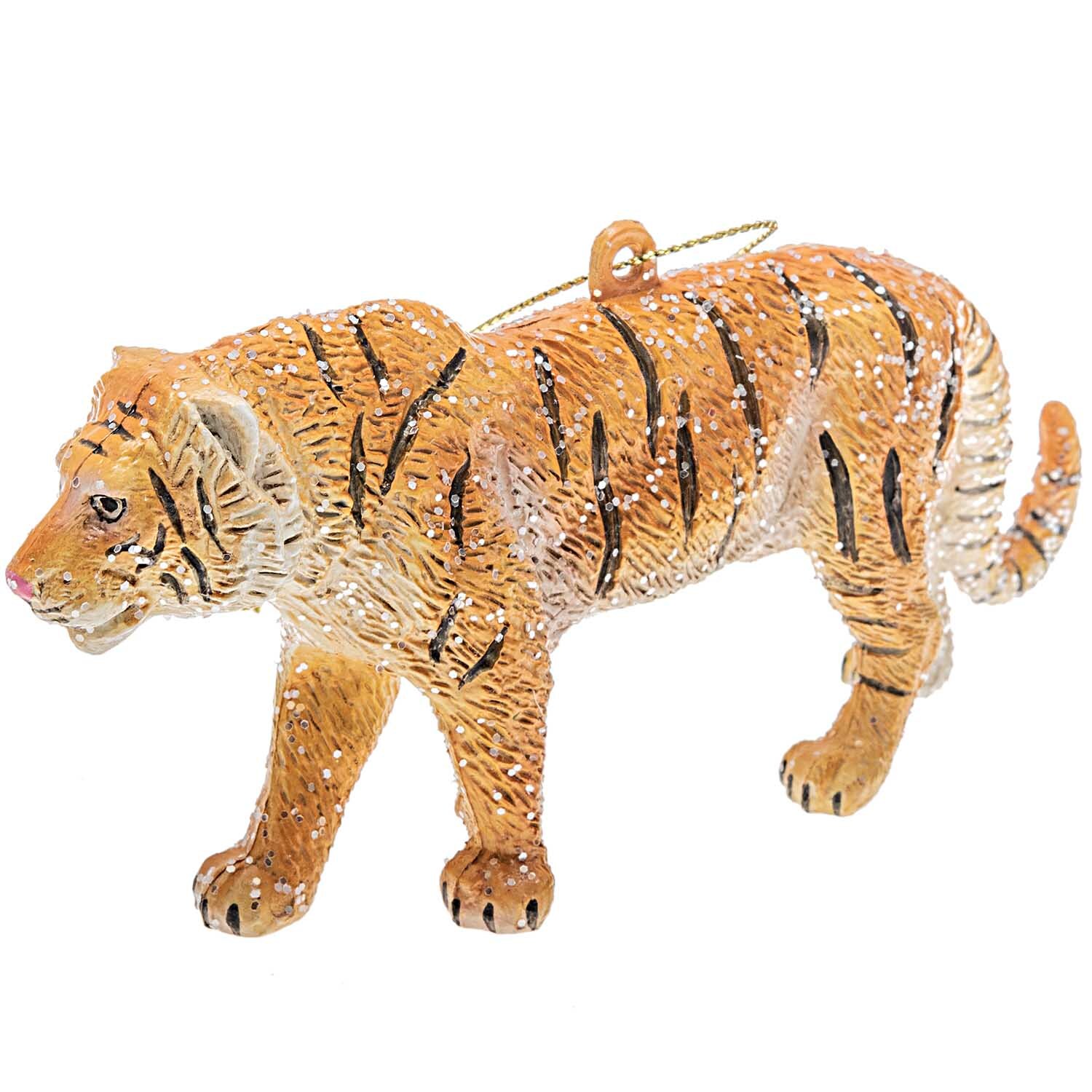 Baumschmuck Tiger 14cm: Detaillierter Tiger-Anhänger mit goldener Aufhängung, ideal für festliche Dekorationen.