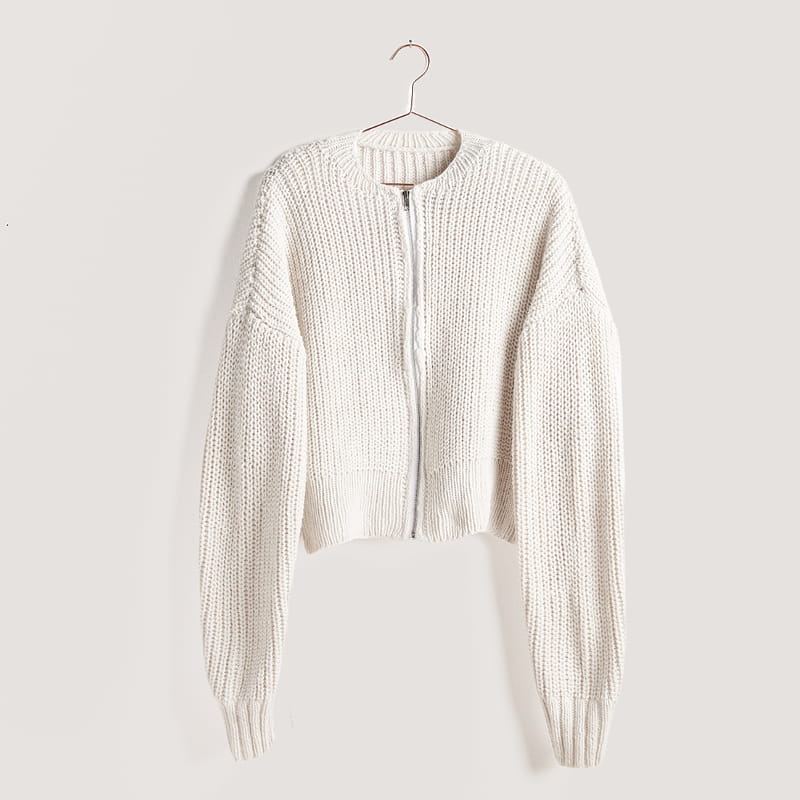 Gestrickte Jacke in Creme: Modell 14 aus dem Heft Vegan Cashmere