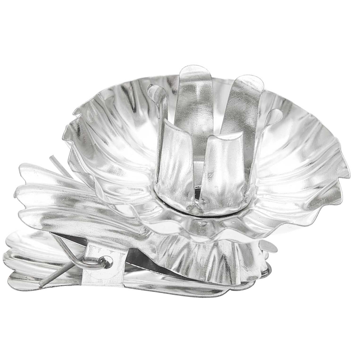 Kerzenhalter für Baumkerzen in Silber, 10 Stück. Elegantes Design, ideal für festliche Dekorationen.
