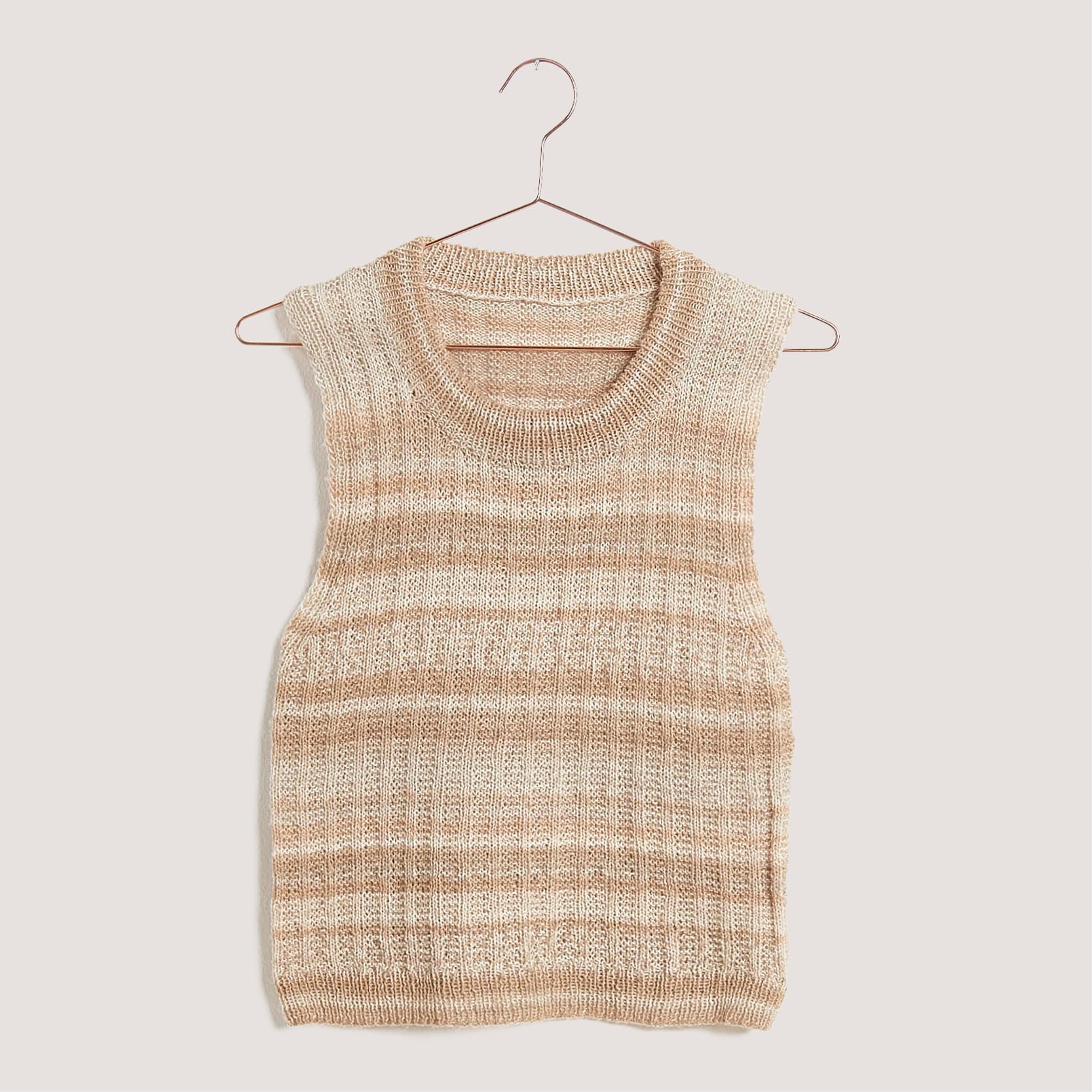  Gestricktes Top: Modell 22 aus dem Heft Lovewool No. 18