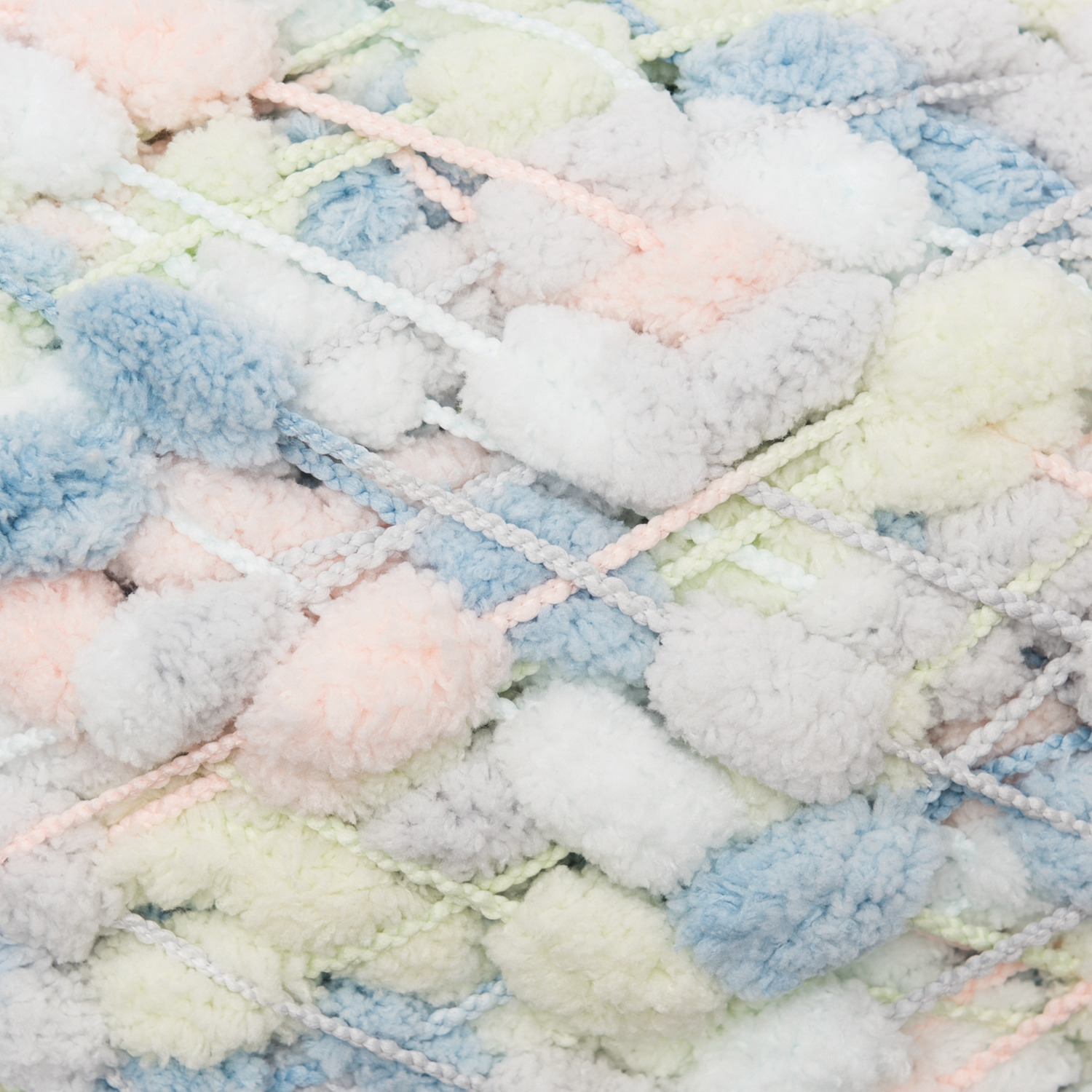 Creative Pompon Print, Pastell Mix: Flauschiges Garn in zarten Pastelltönen, ideal für kreative Strickprojekte.