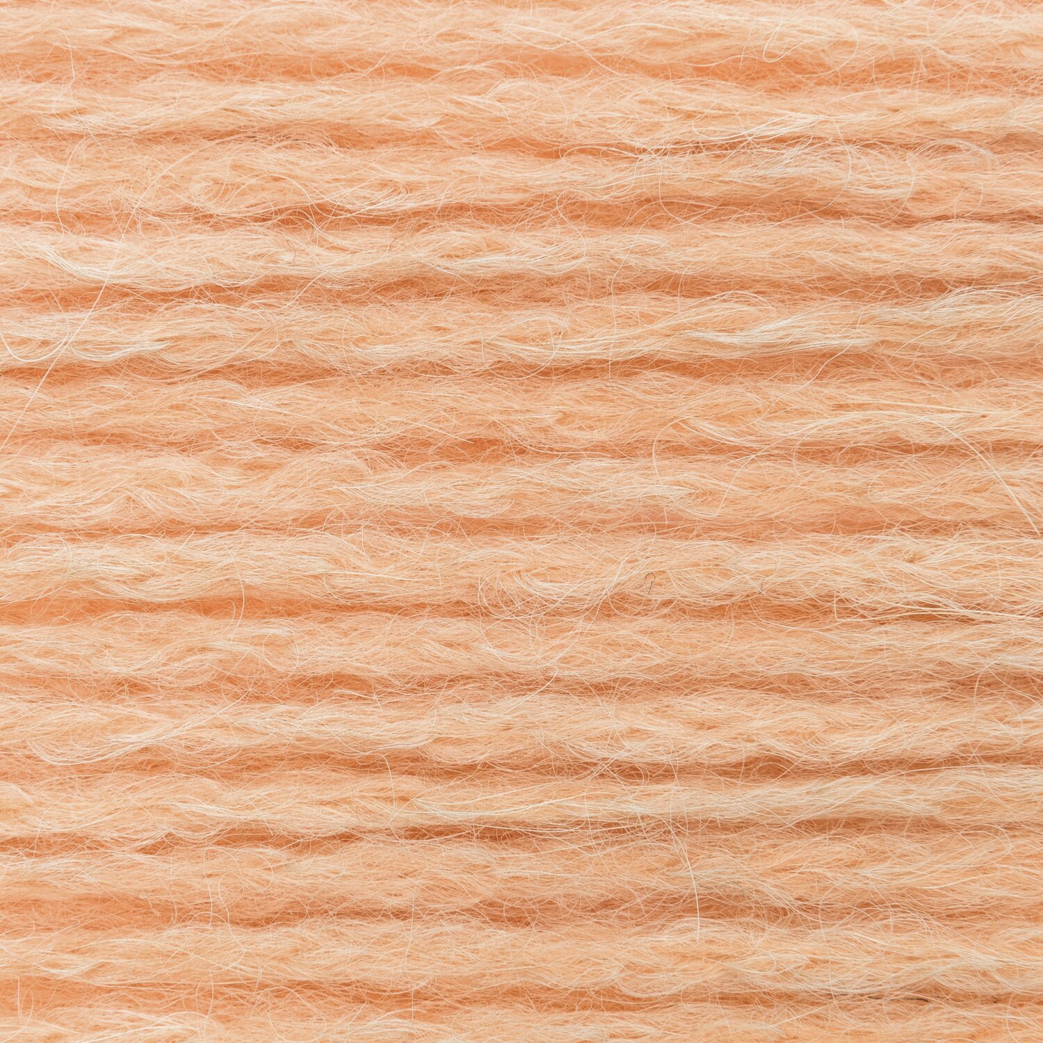 Rico Luxury Alpaca Superfine aran, weiches Garn in Apricot, ideal für Strickprojekte.