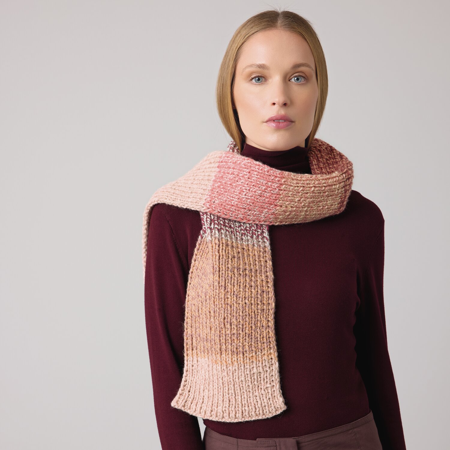 Strickset Schal Modell 04 aus Die Neue Masche No. 14 von idee. Creativmarkt