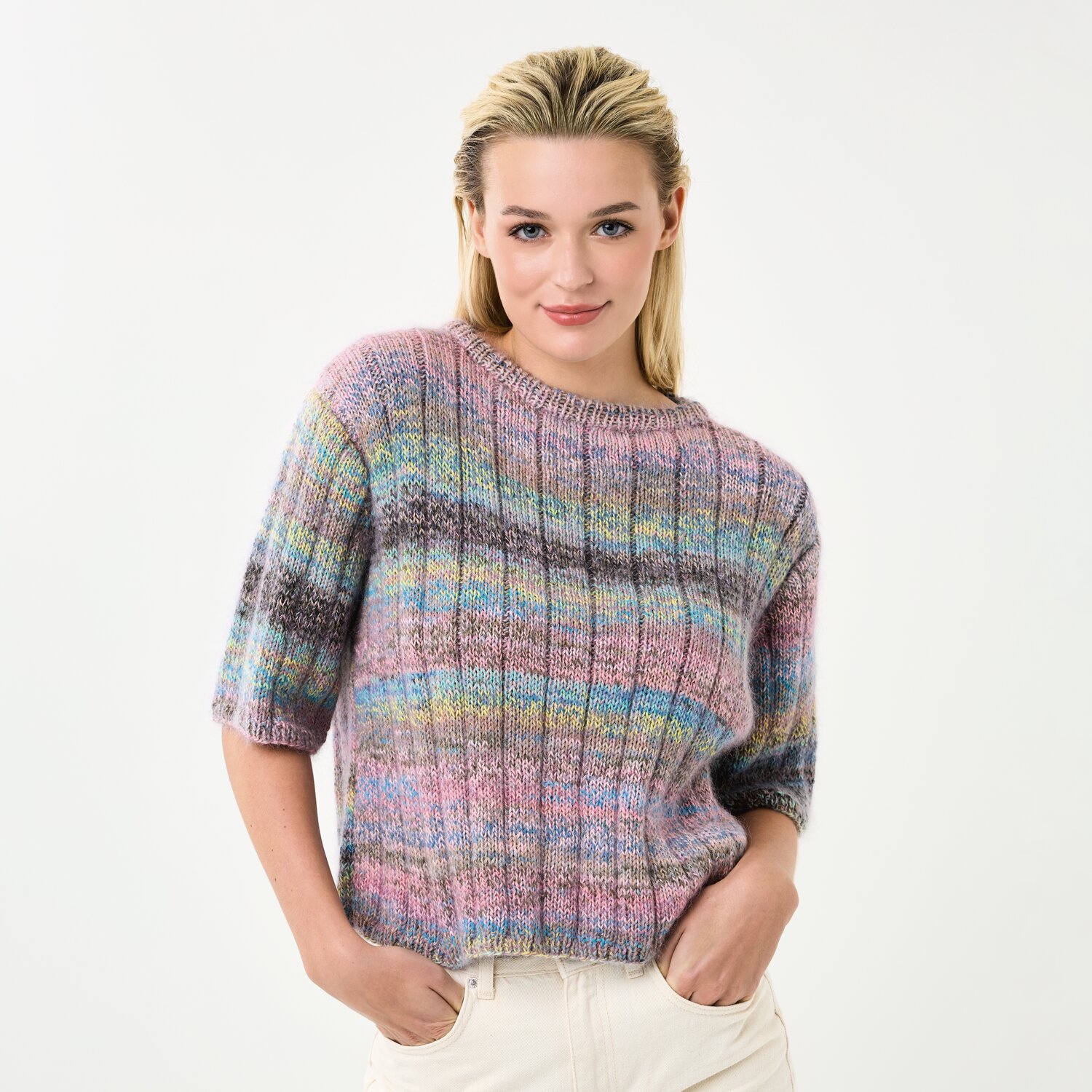 Strickset Shirt Modell 21 aus Die Neue Masche No. 12 von idee. Creativmarkt