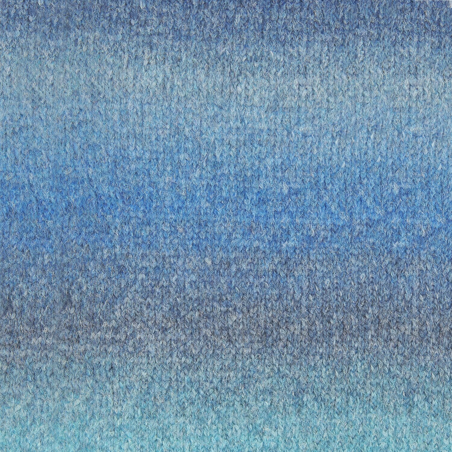 Fashion Alpaca Superfine Heavens Big Cloud: Weiches Garn in Blau- und Grautönen, ideal für Strickprojekte.