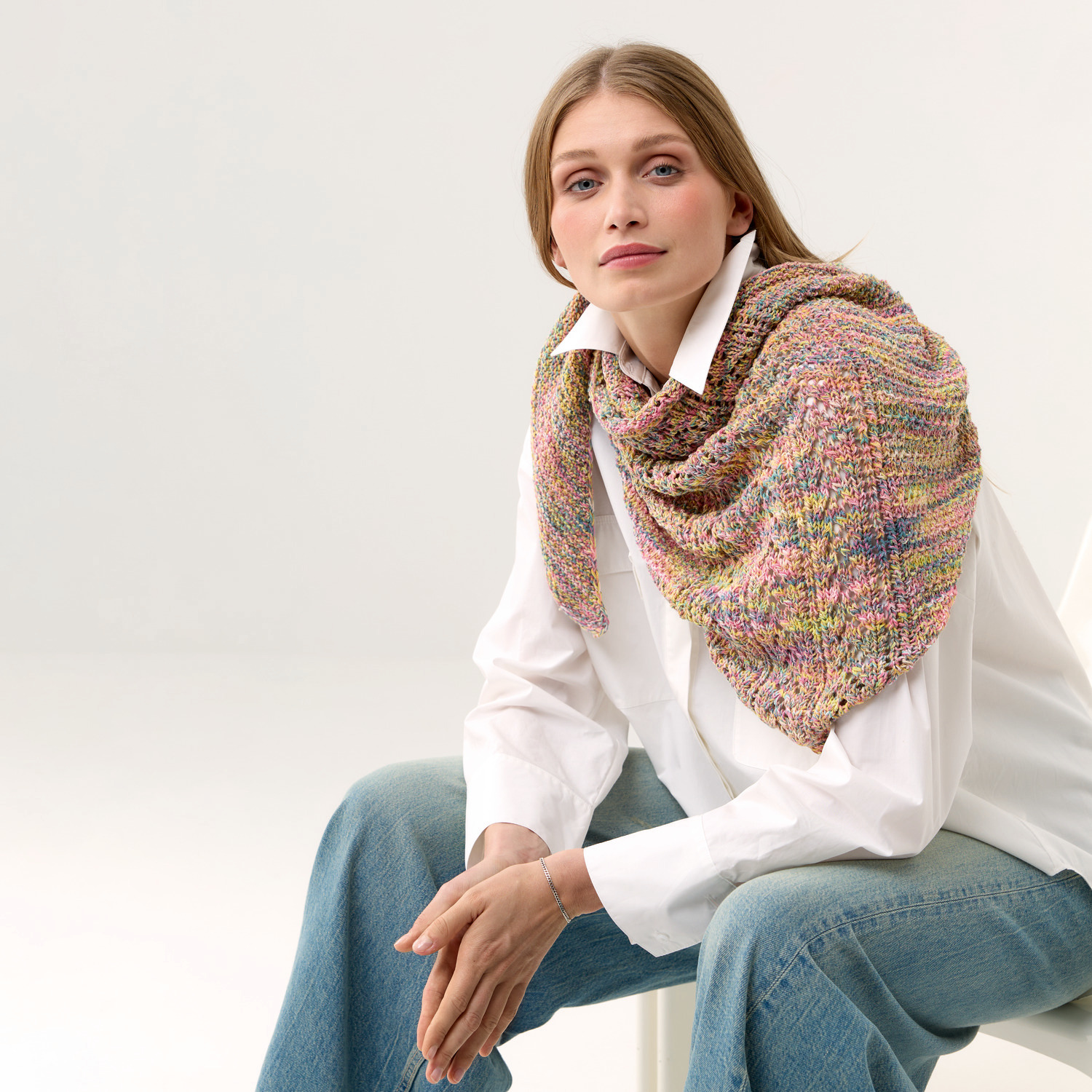 Strickset Dreieckstuch Modell 26 aus Die Neue Masche Nr. 9  von idee. Creativmarkt