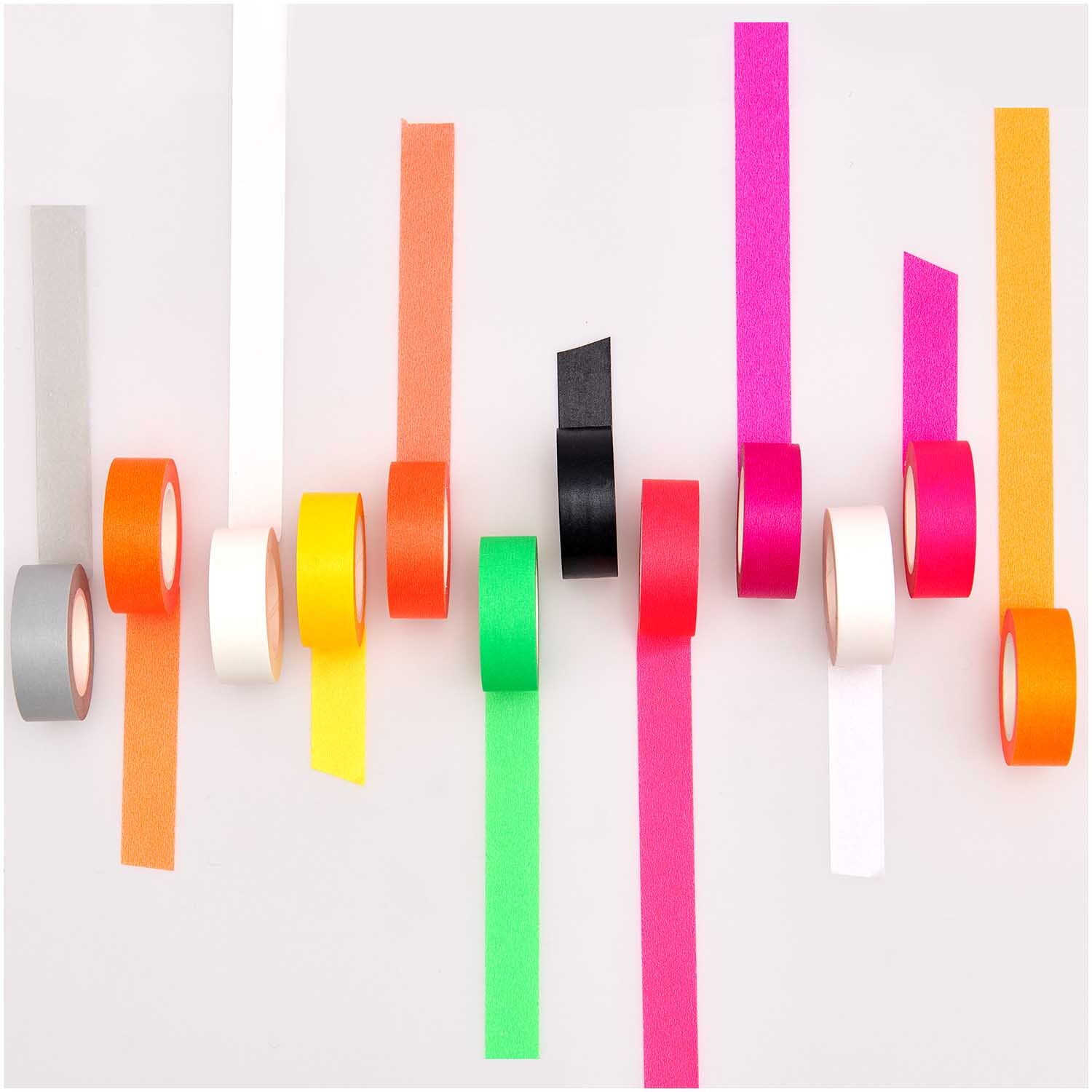 Paper Poetry Tape Set Neon klassisch 15mm 10m: Bunte Klebebänder in verschiedenen Farben, ideal für kreative Projekte. Vier Rollen von Rico Design.