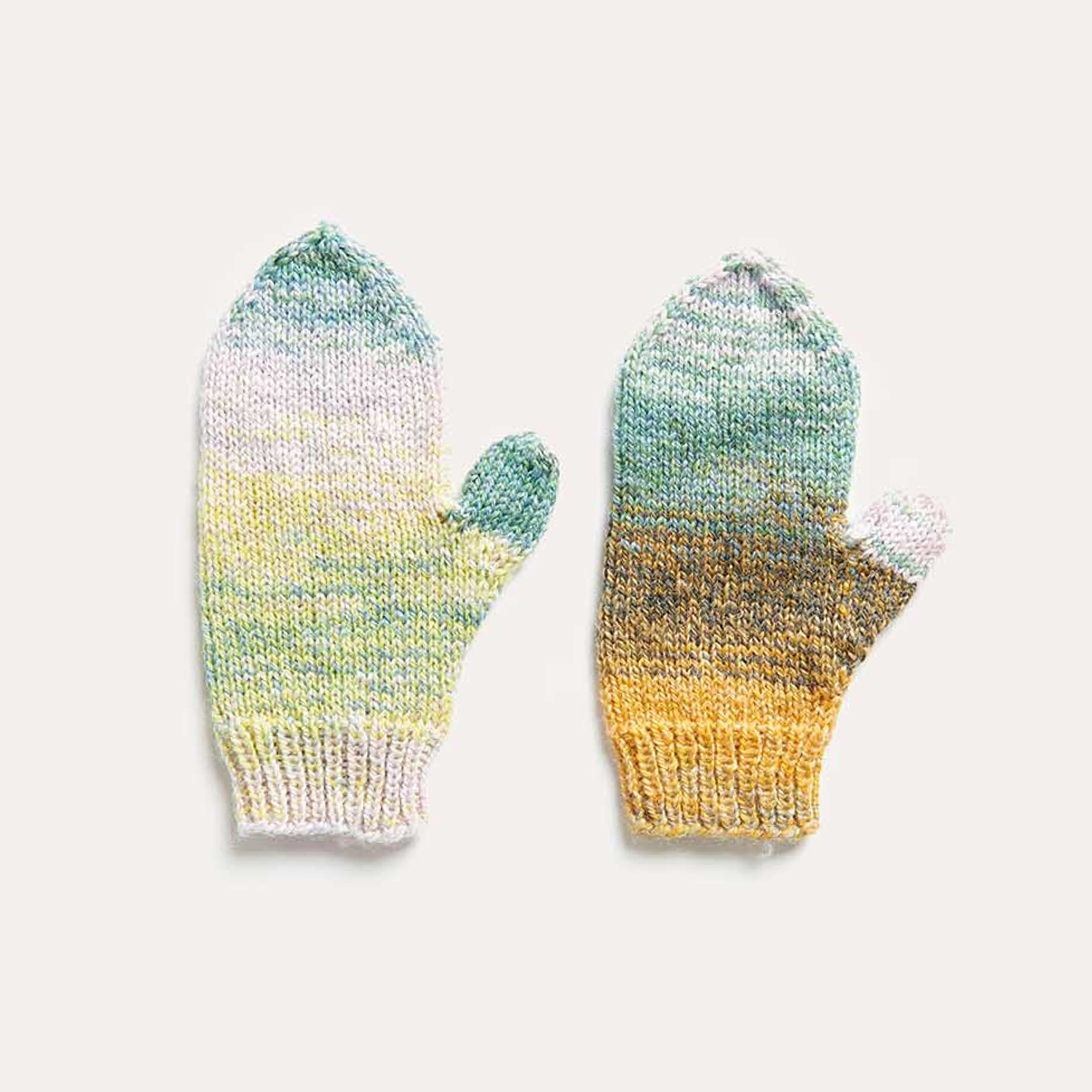 Gestrickte Fäustlinge: Modell 09 aus dem Heft Creative Chic Unique dk Special