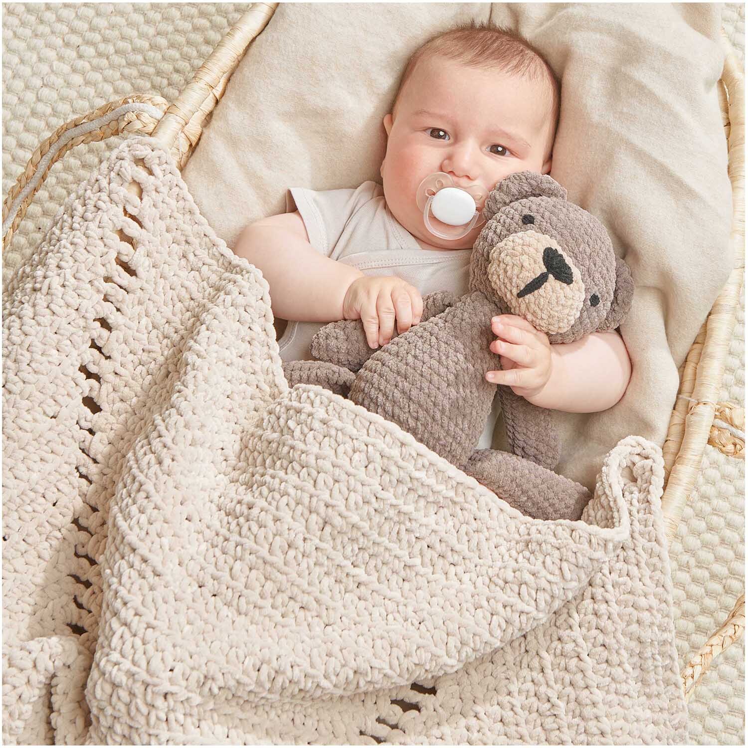 Häkelset Decke Modell 21 aus Baby Chenillove von Rico Design