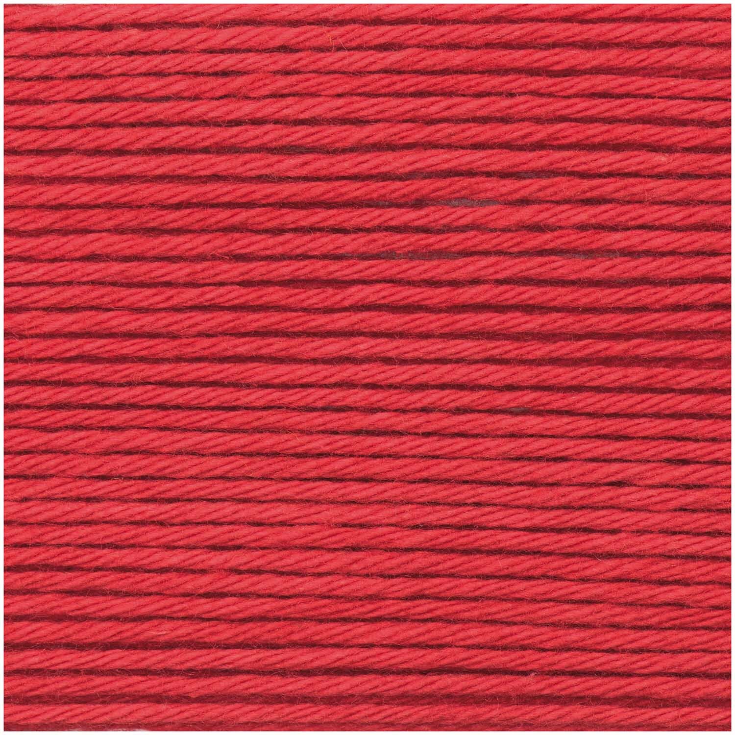 Creative Ricorumi dk, 25g Garn von Rico Design in leuchtendem Rot, ideal für kreative Strickprojekte.