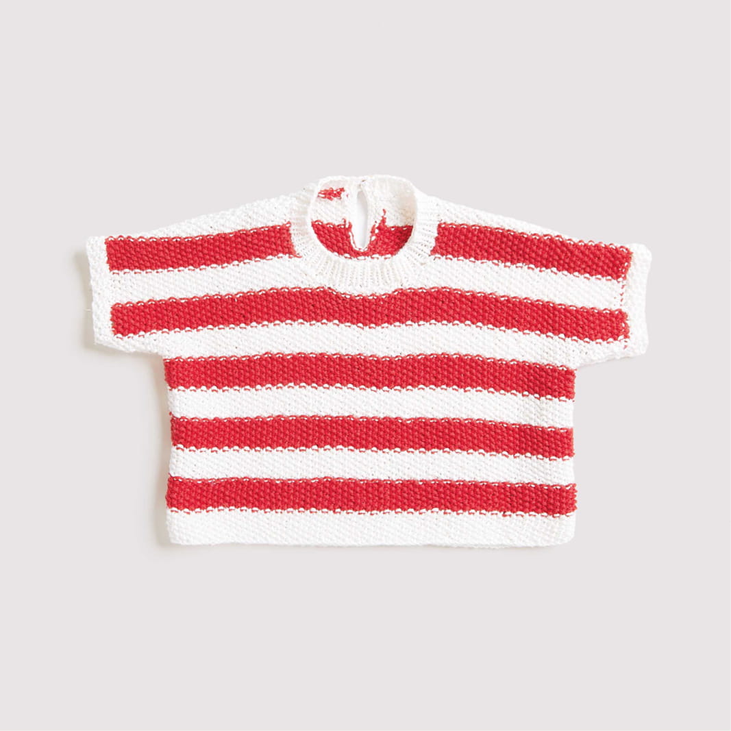 Gestricktes Babyshirt weiß-rot gestreift: Modell 10 aus dem Heft Rico Baby 039