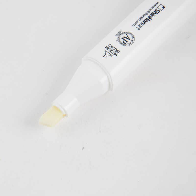 Twin Brush Marker Colorless Blender 0 von TOUCH, weißer Marker mit breiter Spitze auf hellem Hintergrund.