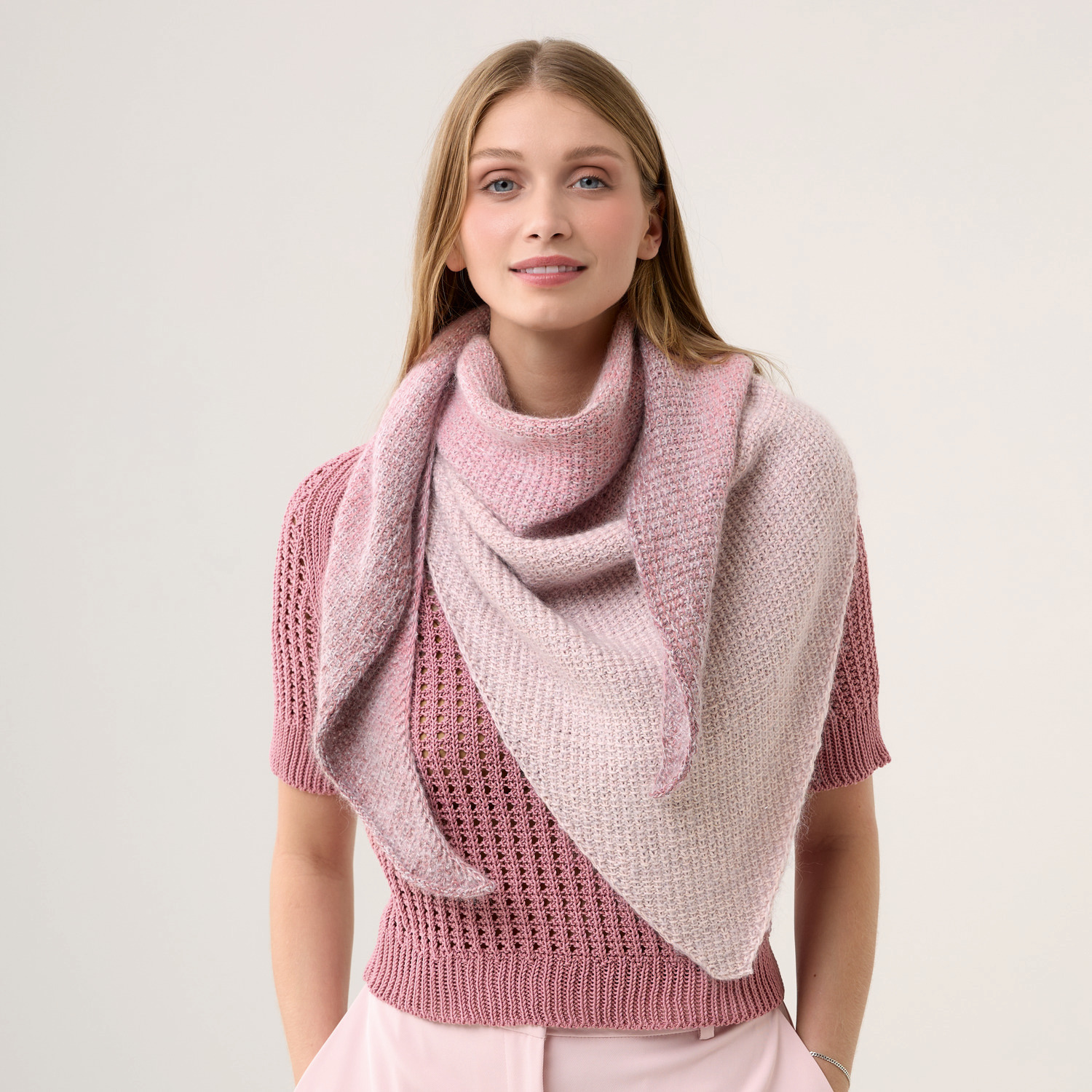 Strickset Shirt Modell 12 kurz aus Die Neue Masche Nr. 9  von idee. Creativmarkt