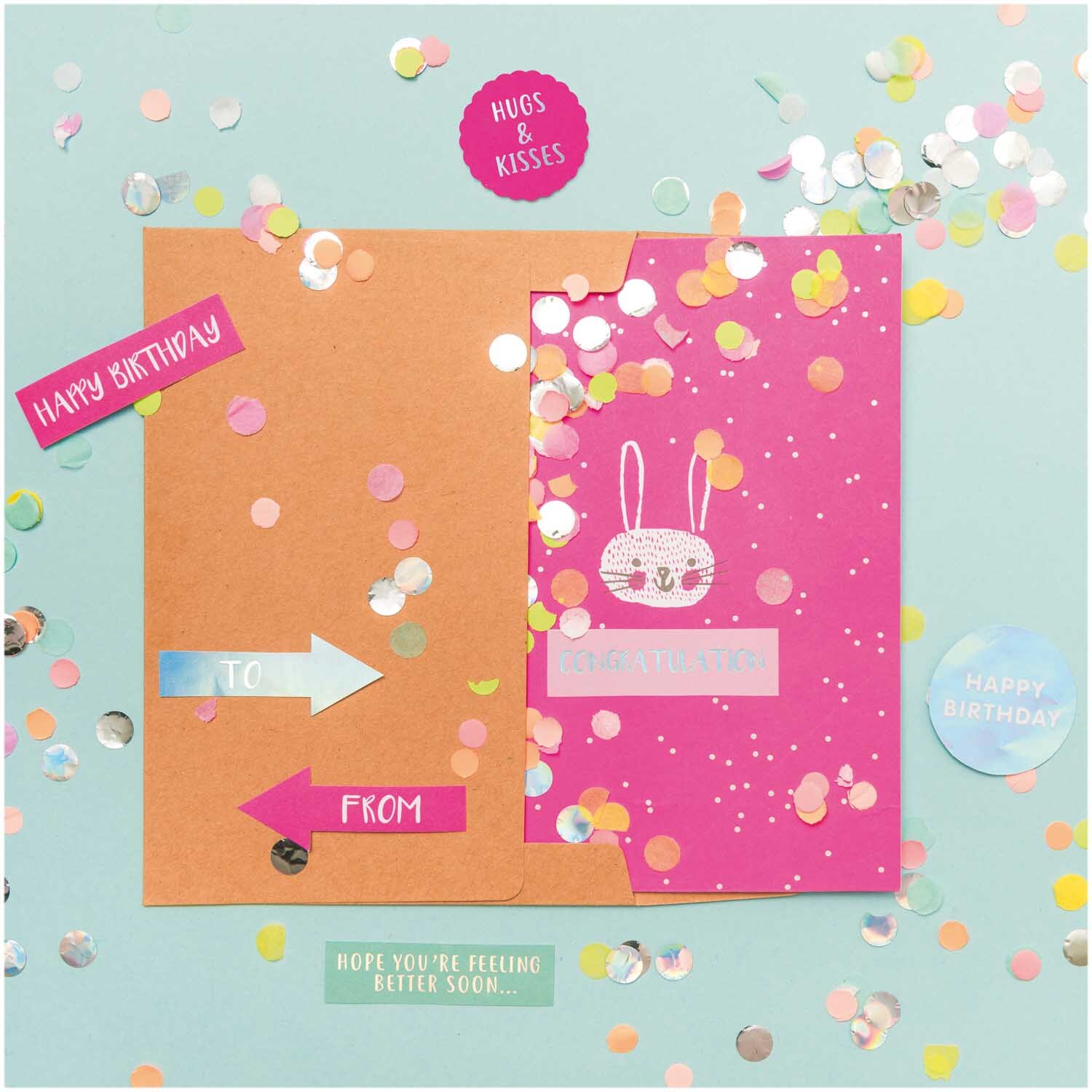 Paper Poetry Grußkartenset Wonderland Hasengesicht mit buntem Konfetti und liebevollen Botschaften auf einer Karte von Rico Design.