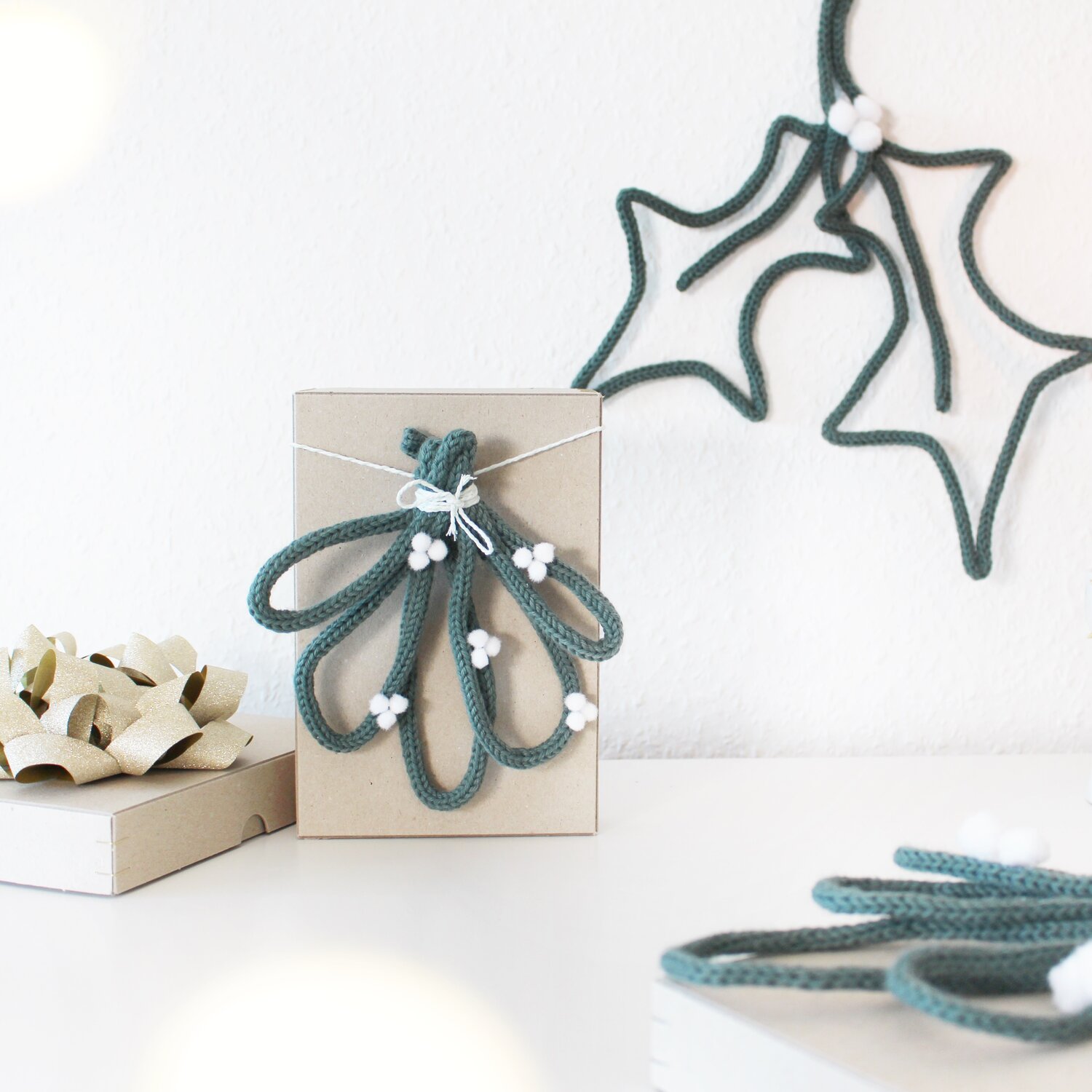 Inspiration DIY Mistelzweig mit der Strickmühle @tinkerhome von idee. Creativmarkt 